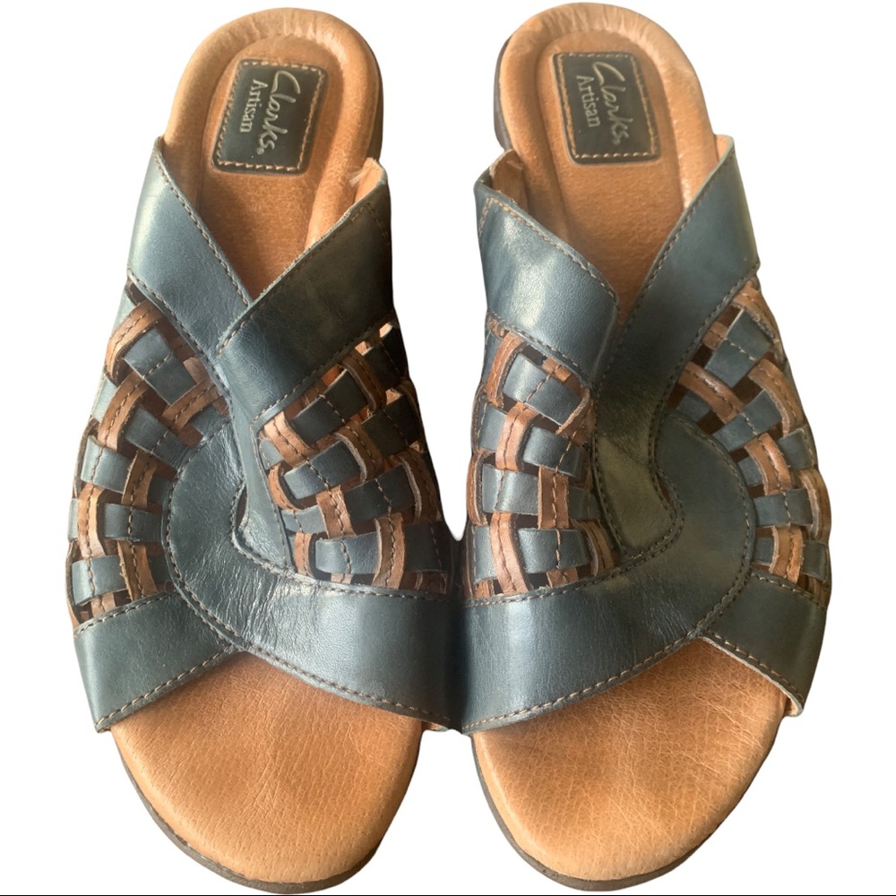 Clarks Artisan low wedge sandals 9M